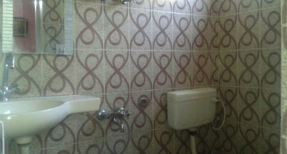 Hotel Samrat, Dalhousie 5